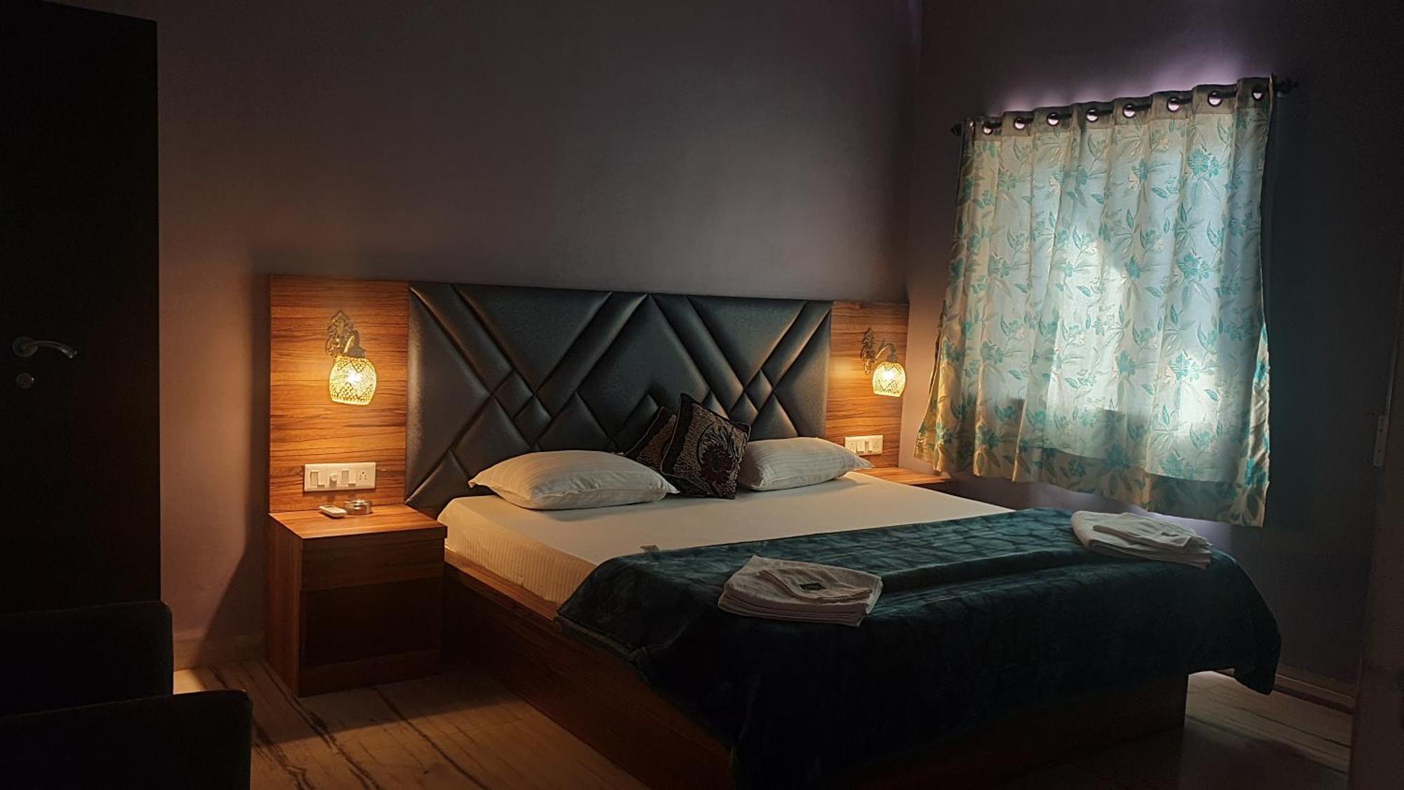 Quinte Hills Residency Villa Panchgani Exterior photo